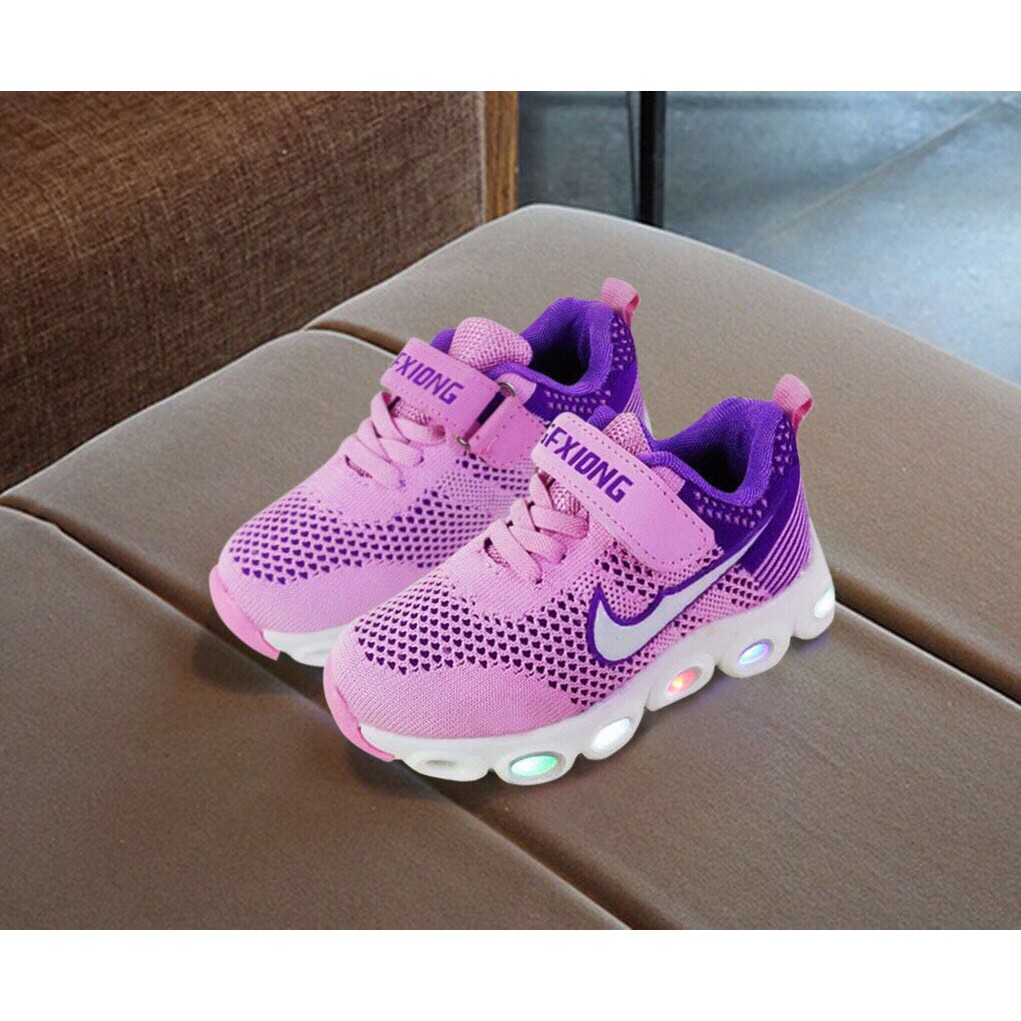 Sepatu Anak Lampu LED Nike Pink Ungu