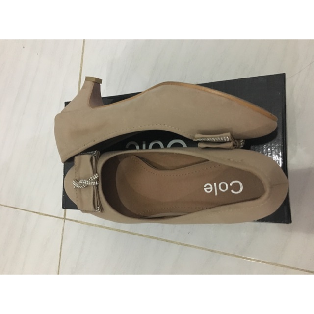 Sepatu wanita Cole warna Coklat Khaki uk 39