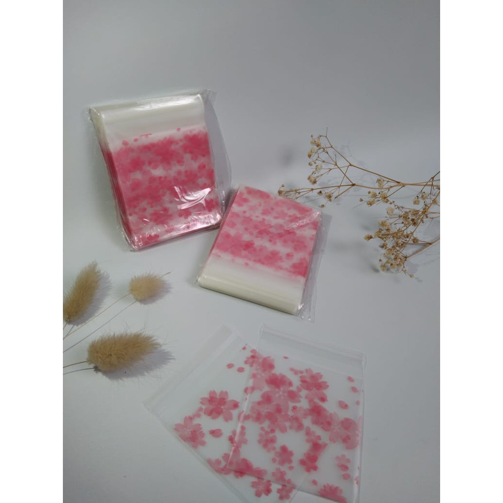 

Plastik Sakura Transparant Doff Perekat - Plastic Cookies 7 x 7 cm