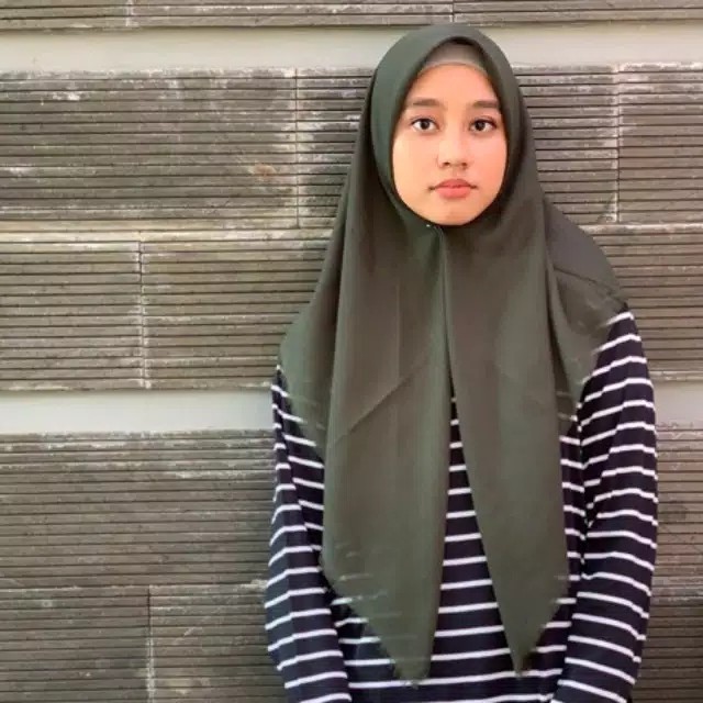 Jilbab Hijab Saudia Segi Empat Kerudung Rawis Voal Square Grosir Hijau Army Premium Quality