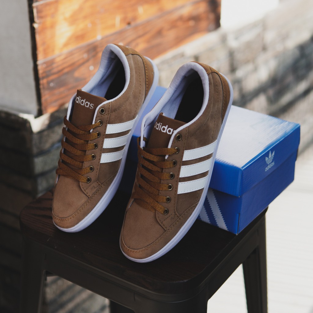 Promo Hemat!!!sepatu snekaers Kets pria formal Adidas Tan Kerja Kuliah Nongkrong termurah Grade Ori