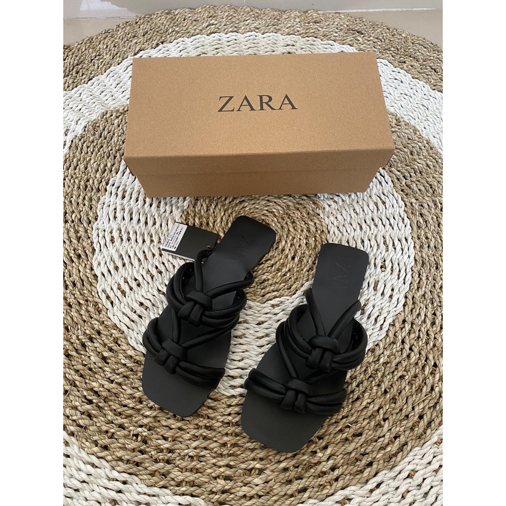 SANDAL FLAT ZARA