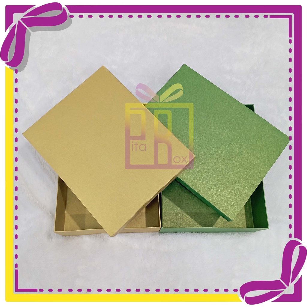 

(41x32x13 cm) Box kotak kado polos FREE pita / Gift Box hampers hadiah parcel packaging [gosend/grab only]