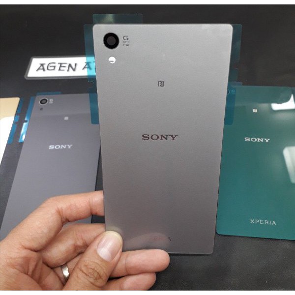 Back Door Sony Experia Z5 / Z5 Dual Tutup Belakang HP / Back Cover / Housing