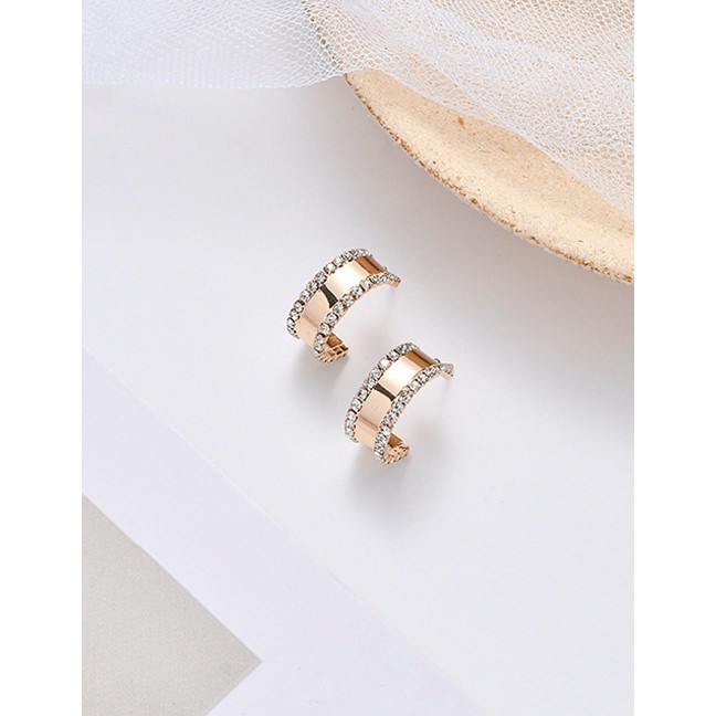 LRC Anting Tusuk Fashion Gold Artificial pearl Geometric Rhinestone Earrings D34124