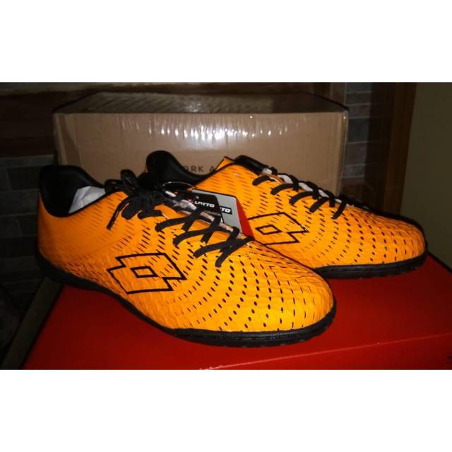Sepatu Futsal Lotto Meteora IN
ORIGINAL