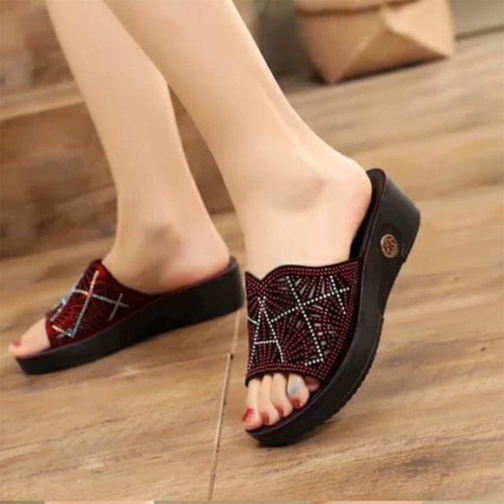 Sandal Calbi Wedges / Sandal cewek calbi model terbaru 2022 / sendal dewasa perempuan Calbi / sandal wanita anti air