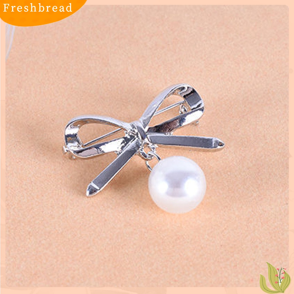 Fresh| 2pcs Bros Pin Bentuk Pita Besar Aksen Mutiara Imitasi Bahan Alloy Untuk Wanita