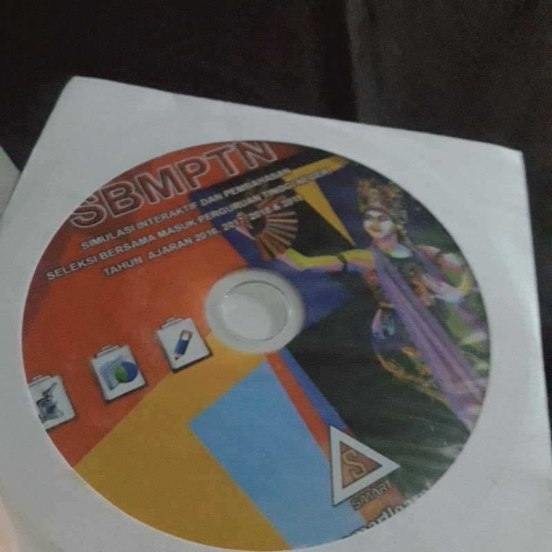 preloved buku SBMPTN 2016 &amp; pembahasan/ preloved CD soal UTBK &amp; SBMPTN 2016-2019 &amp; pembahasan