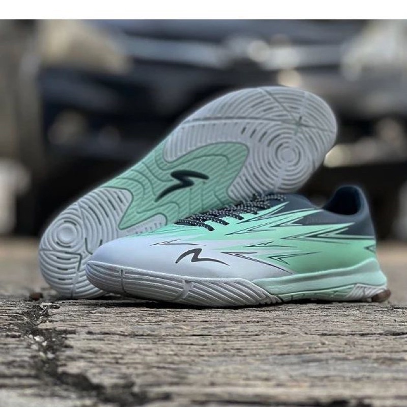 SPECS ACCELERATOR LIGHTSPEED 3 IN SEPATU FUTSAL SPECS ORIGINAL SPECS 100% ORIGINAL GARANSI UANG KEMB