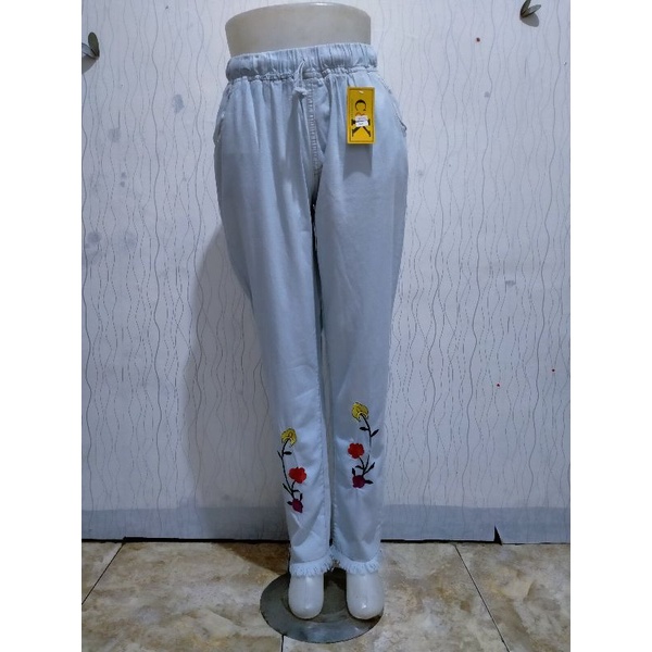 Celana Jeans bordir bunga