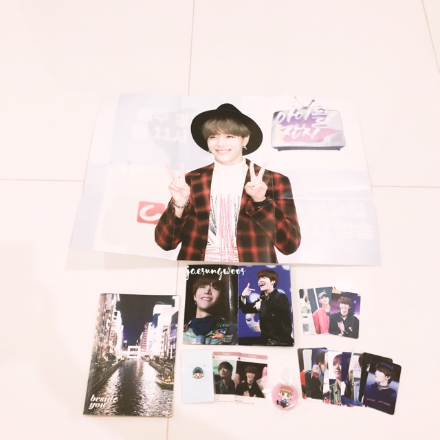 NCT YUTA FANSITE SEASON GREETING GOODS!