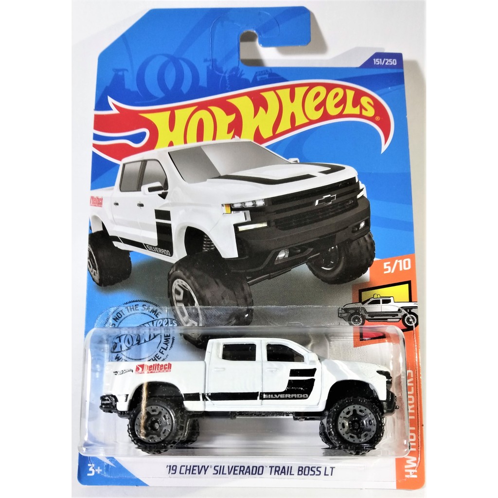 19 chevrolet silverado trail boss lt hot wheels