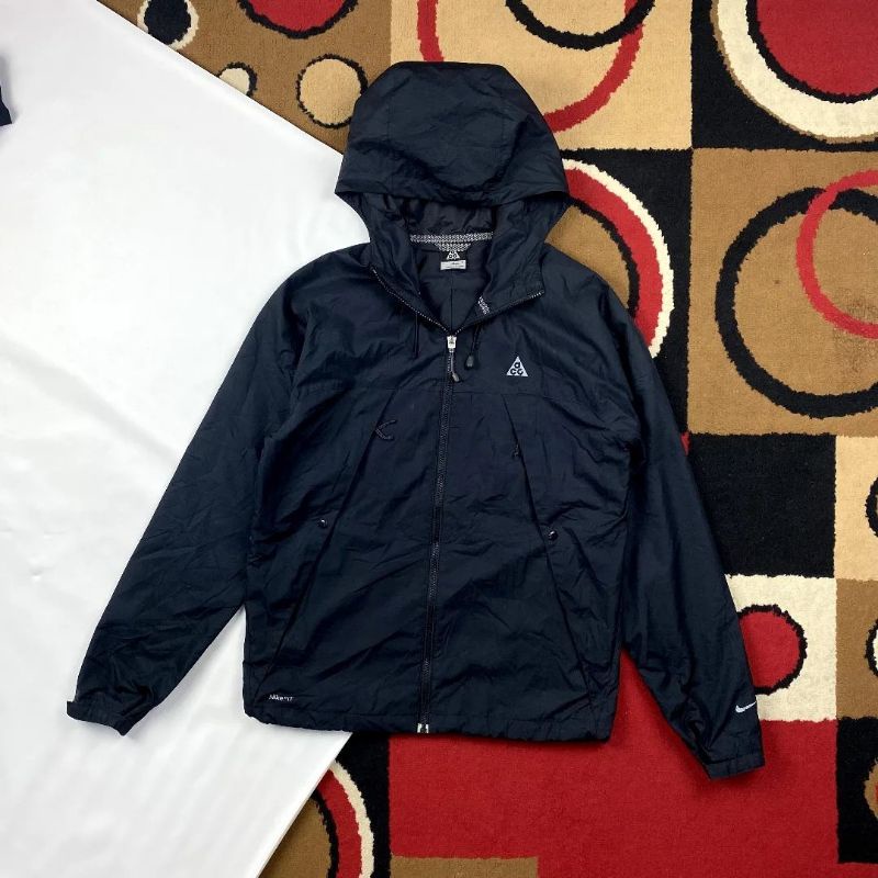 NIKE ACG OUTDOOR JACKET