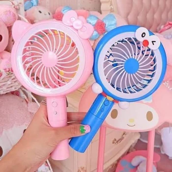 Kipas Angin Tangan Stand Portable Karakter LED SX-109 Mini Handy Fan Character Hello Kitty Doraemon Rechargeable