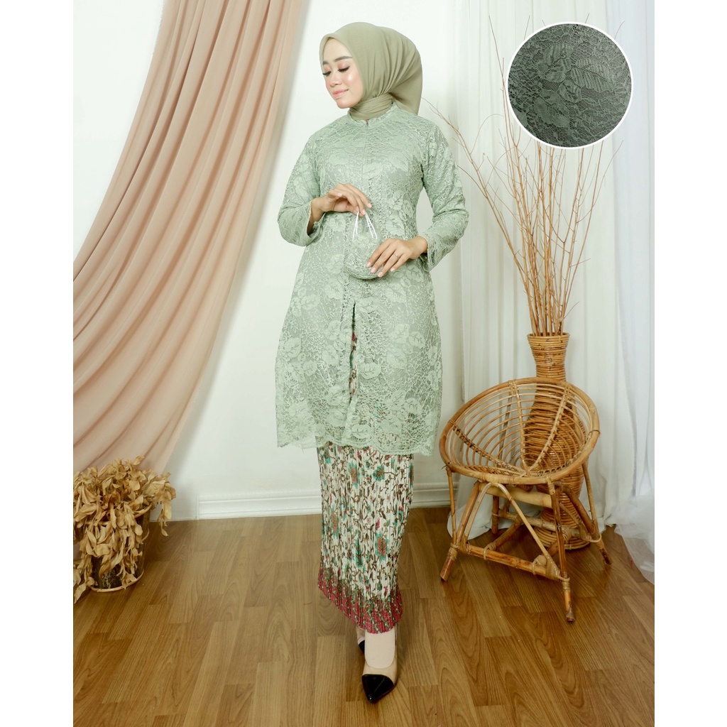 Kadai.baju / Setelan kebaya brukat busui / Kebaya modern / Kebaya brukat / Kebaya Favorite