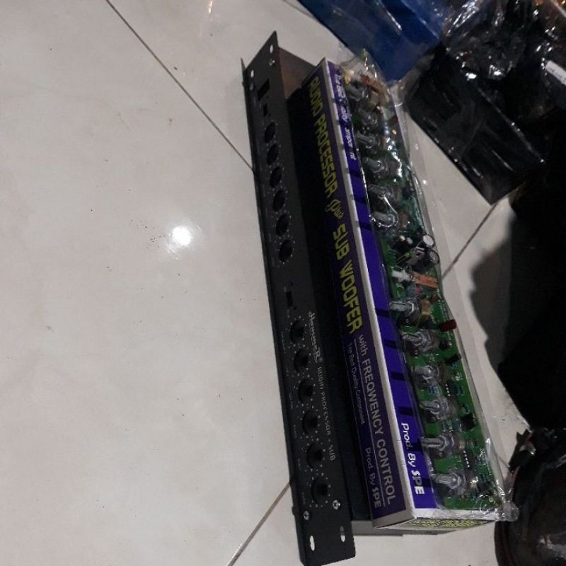 kit audio prosesor +subwoofer dan box 1 paket kit dan box