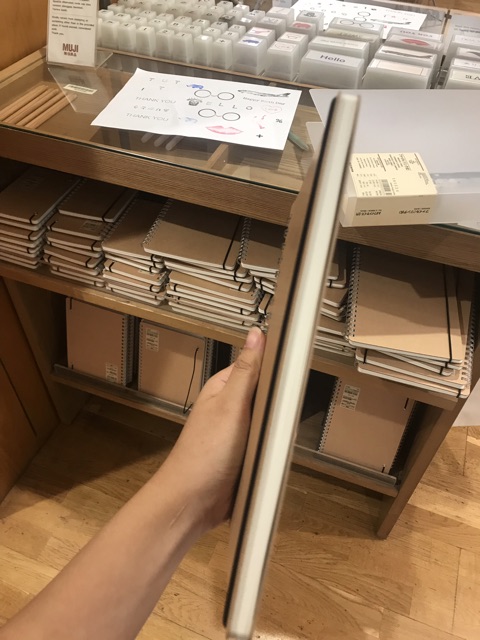 

Muji Notebook Ring Beige Dotted A6 A5 70 Lembar / Buku Tulis Muji