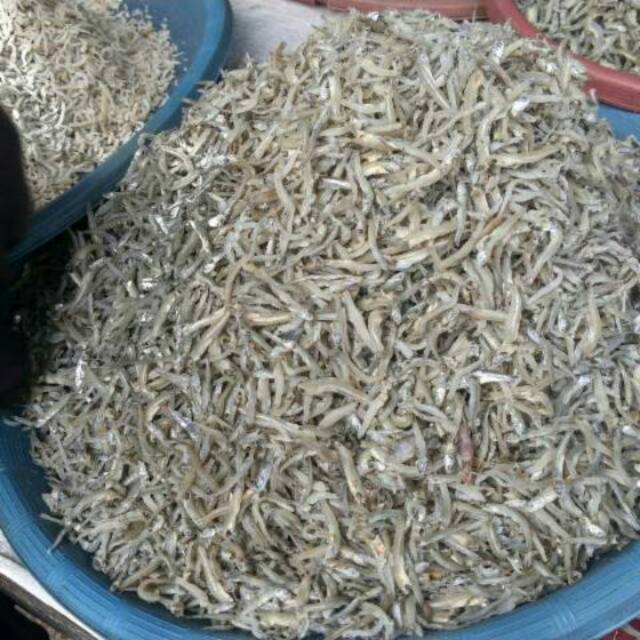 

Teri kacang utuh