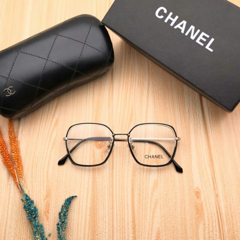 Frame Chanel korea