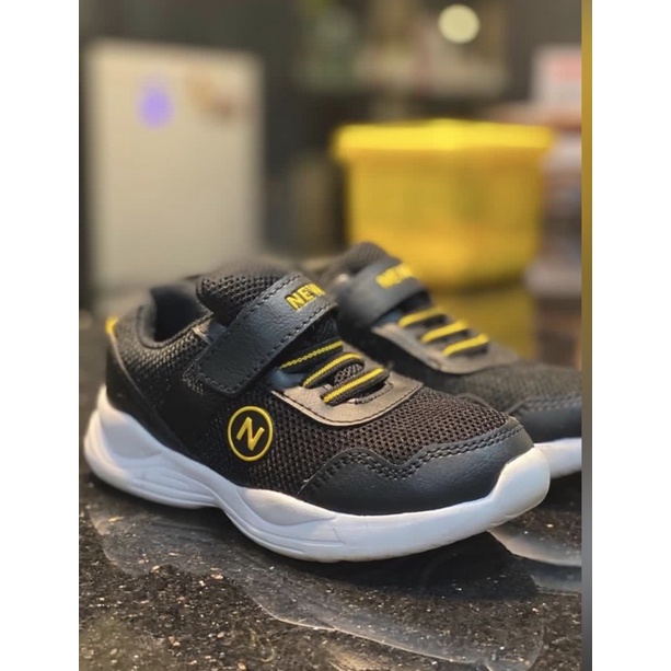 sepatu anak nevada kids