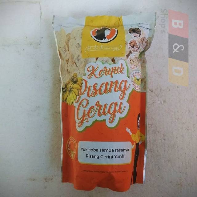 

IYEN. Keripik Pisang Kepok Model Perigi Khas Lampung Netto 120 Gram.