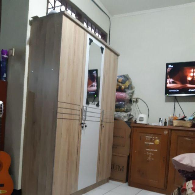  Olympic  Lemari Kayu  Tiga Pintu  Lemari Pakaian Tiga Pintu  