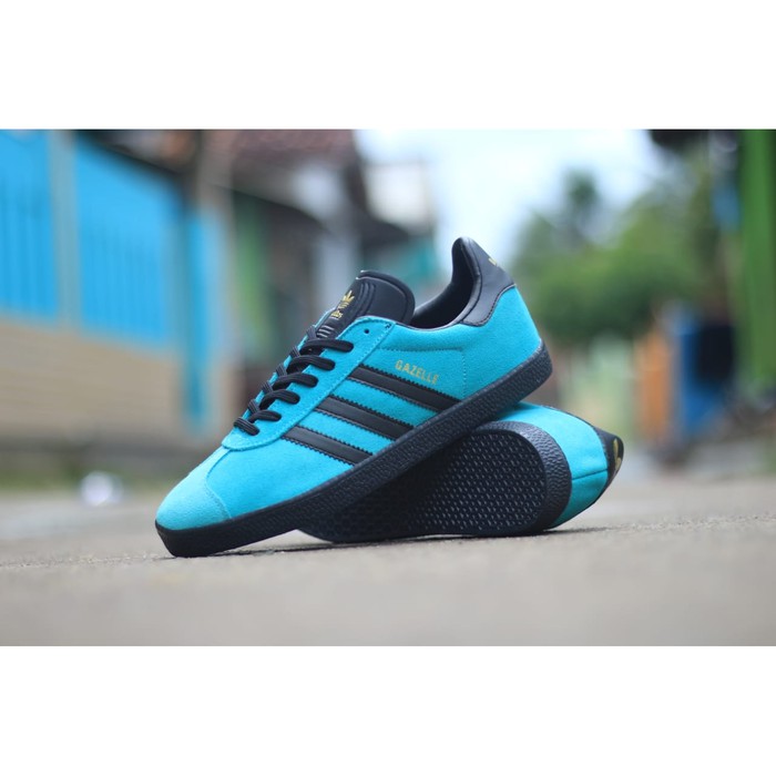 Sepatu Pria Adidas Gazelle Tosca Black Original Sneakers Cowok Keren
