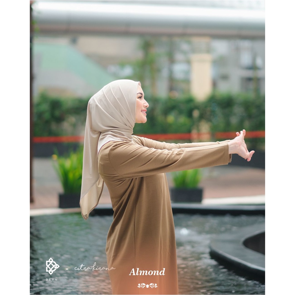 Kirana instant scarf by deyn scarf-Almond