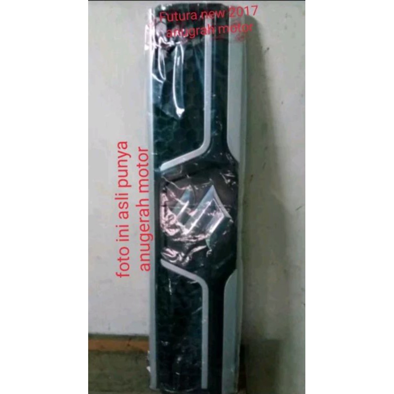 gril depan Futura new barang bagus banyak jual