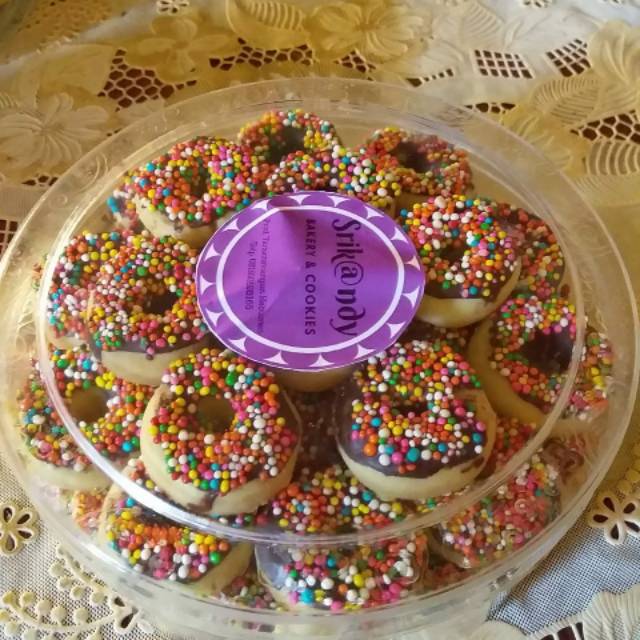 

Kue donat kering