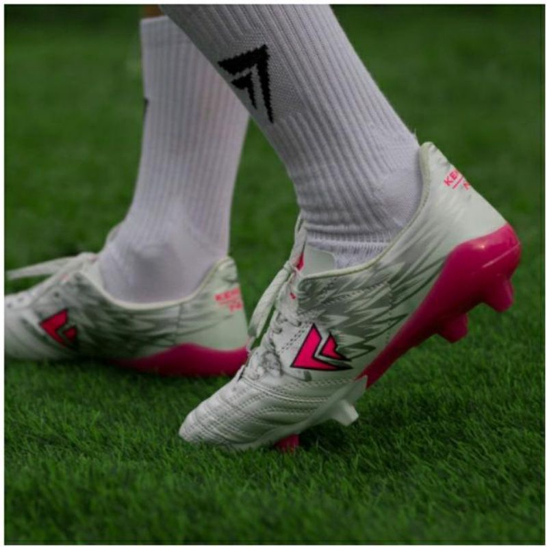 sepatu bola pria original sevspo kempo nl Garuda APEX predator white pink