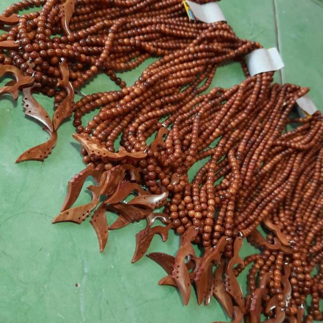 Kalung tasbih asli kayu kokka bandul kujang