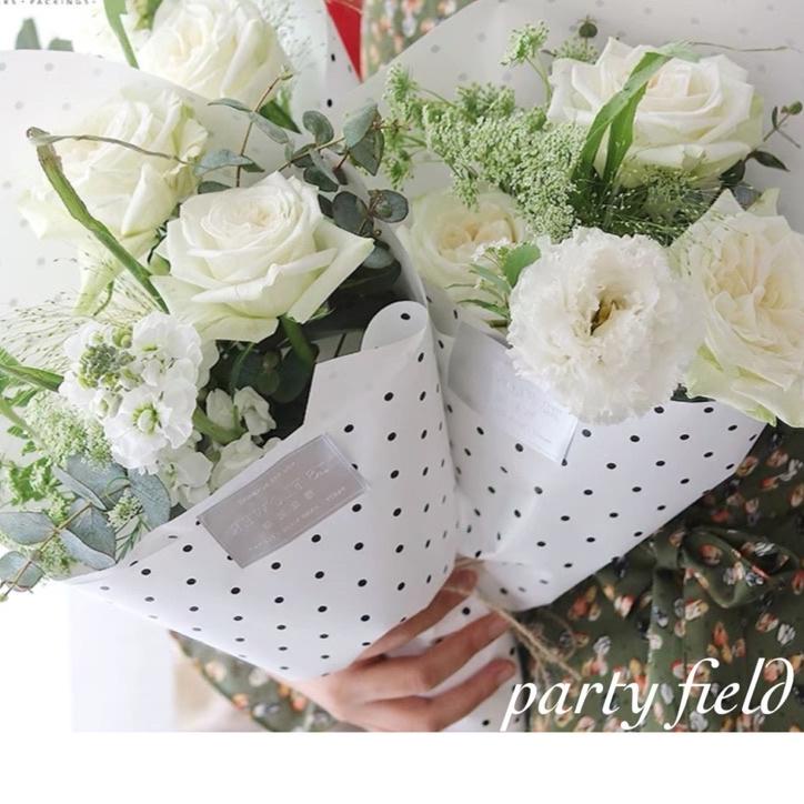

Berkualitas 1PAK/20PCS XXY DOT kertas bunga / flower wrapping paper ..