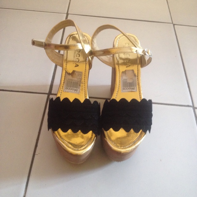 Wedges preloved size 36