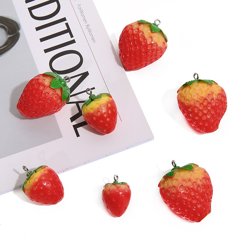 2 Pcs Multi-Ukuran Merah Manis Buah Strawberry Resin Pesona Liontin Anting-Anting Kalung untuk DIY Fashion Perhiasan Membuat Aksesoris