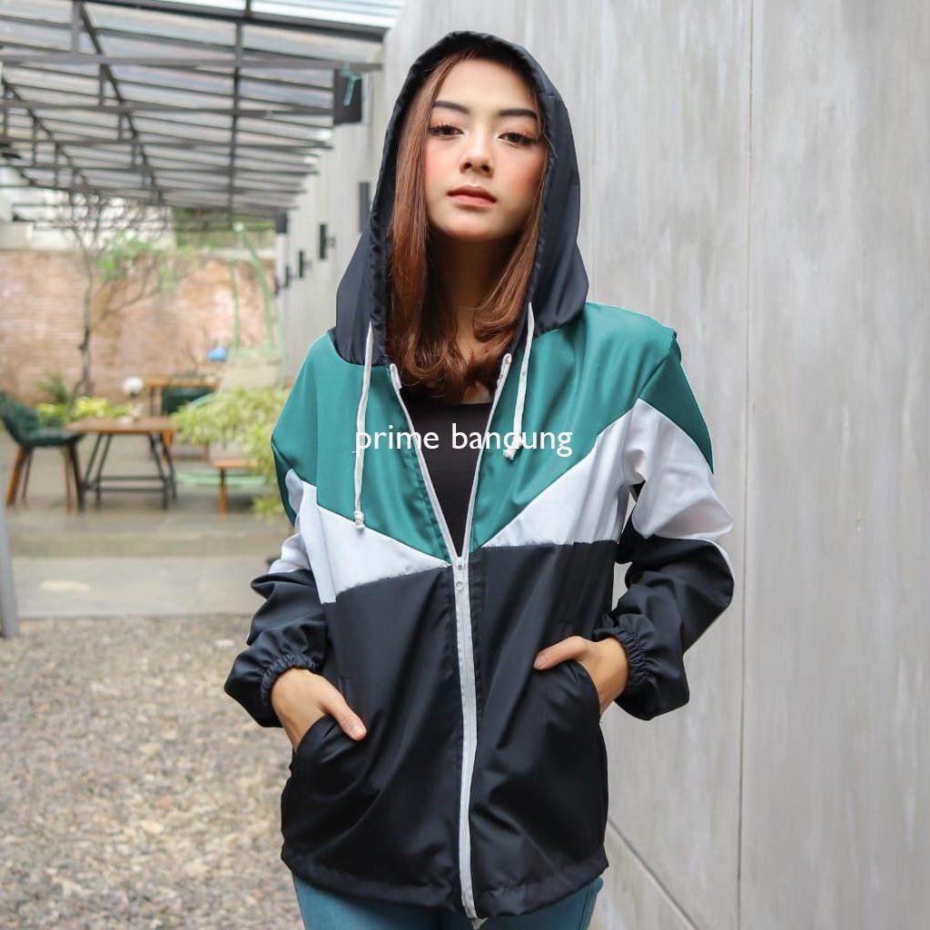 Nuvo Jacket - Jaket Parasut Wanita / Furing (Lapisan Dalam)