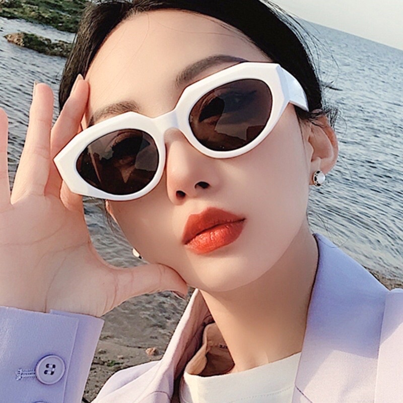 Kacamata Hitam Wanita Retro Kaca Mata Fashion Retro Vintage Sunglasses Pantai Korean Impor Murah/Kacamata Hitam Pria/Kacamata Hitam Korea/Kacamata Fashion