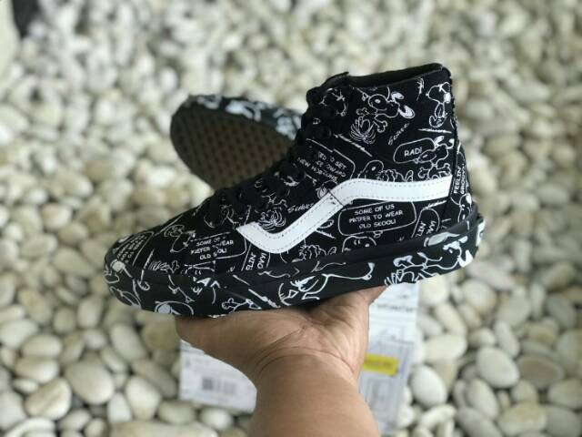 Sepatu Vans SK8 High Premium Snoopy Peanuts Black