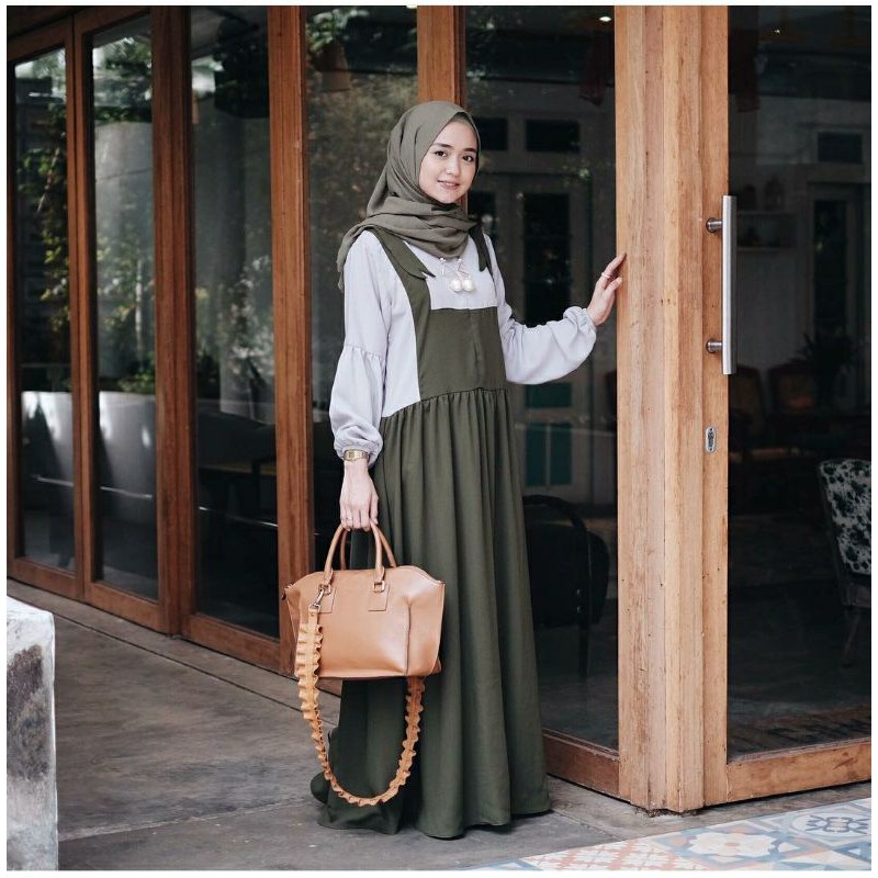READY STOCK Amber Dress by Lalune Amber Dress Lalune id Gamis Polos Stylish Gamis Muslimah Unik