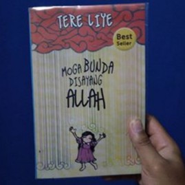 Resensi Novel Moga Bunda Disayang Allah Pigura