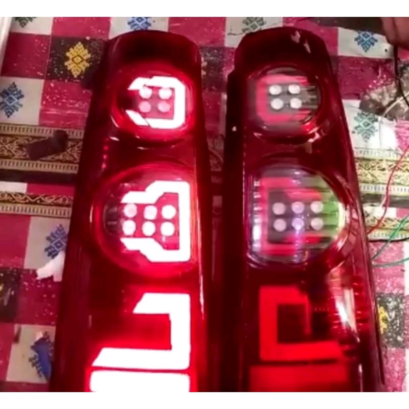 Stoplamp Avanza Xenia 2008-2011.Lampu Stoplamp Avanza Xenia Lama Led Bar