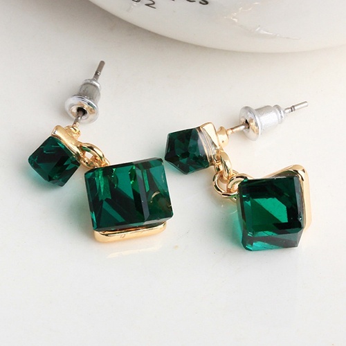 Hu Hu Hu Hu Hu Alat Bantu Pasang Kacamata♡ Anting Stud Liontin Bentuk Kubik Persegi Gaya Korea Untuk Wanita