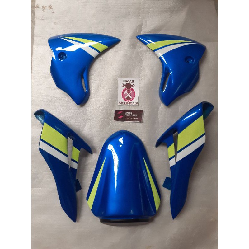 single seat gsx r150 GP + aero winglet GP + kupingan spakbor paket modif gsx r150 GP super ganteng