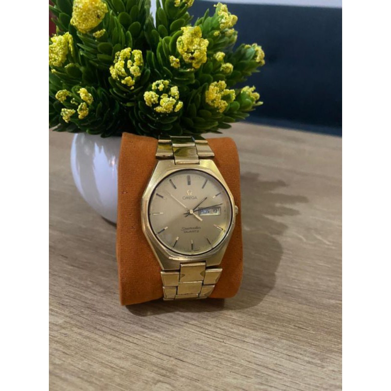 Jam tangan vintage omega seamaster quartz original