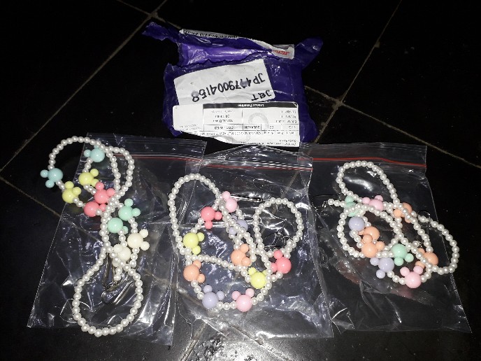 Kalung Masker Mutiara Mickey Mouse Warna Warni Konektor Strap Masks Chain Cute Imut Gemas Murah Kece