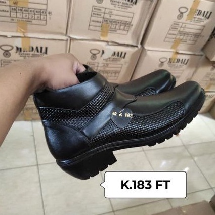 Sepatu kulit pria PDH boots Polri TNI security guard PNS sepatu kerja formal tampil lebih keren