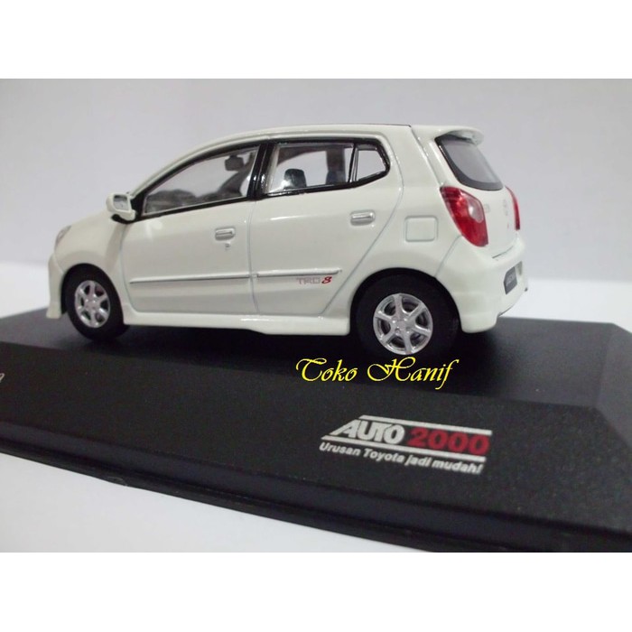Diecast Miniatur Replika Toyota Agya