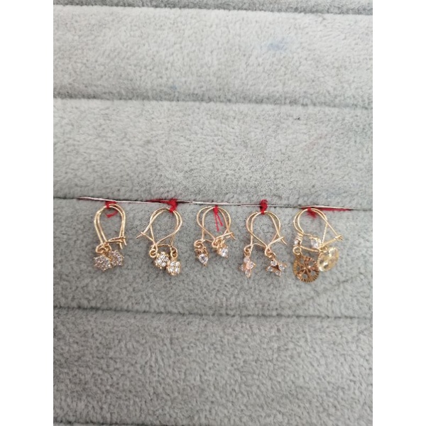 Anting anak strawberry emas kadar 700