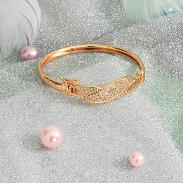 Gelang Wanita dewasa permata zircone anti karat dan kupu-kupu/gelang bangle anak berlian murah/adjustable bracelet/Anti karat